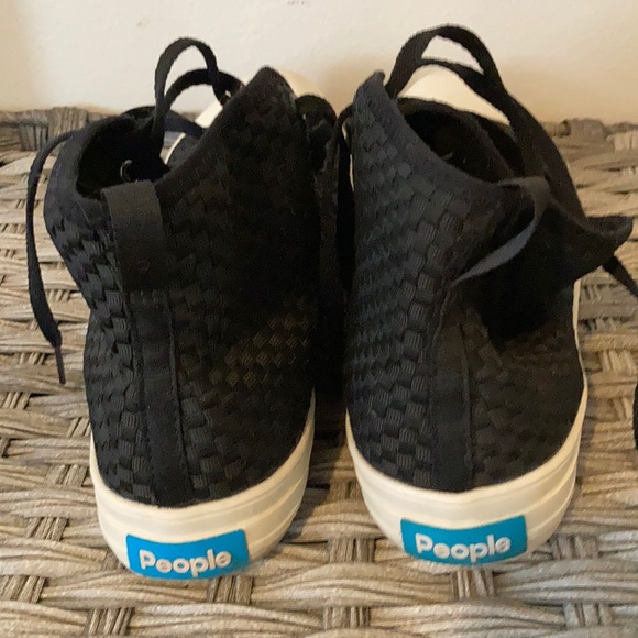 Sneakers - Picture 3 of 11